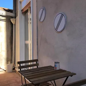 https://home-vicolo-lavico.taorminaitalyhotels.com